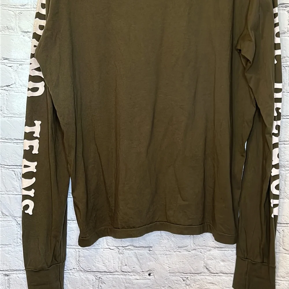 True Religion Hunter Green Long Sleeve T-Shirt Size XXL Excellent Condition